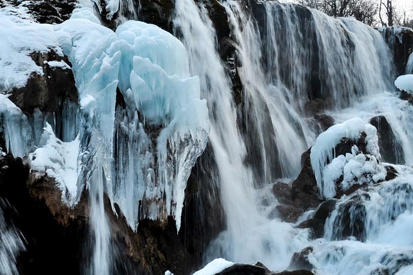 九寨沟跟团游，别光顾着拍照！这份活地图攻略让你玩透人间仙境-第2张图片-四川省中国青年旅行社
